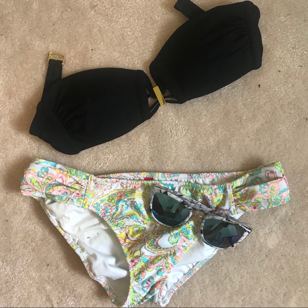 Victoria’s Secret Bikini Top